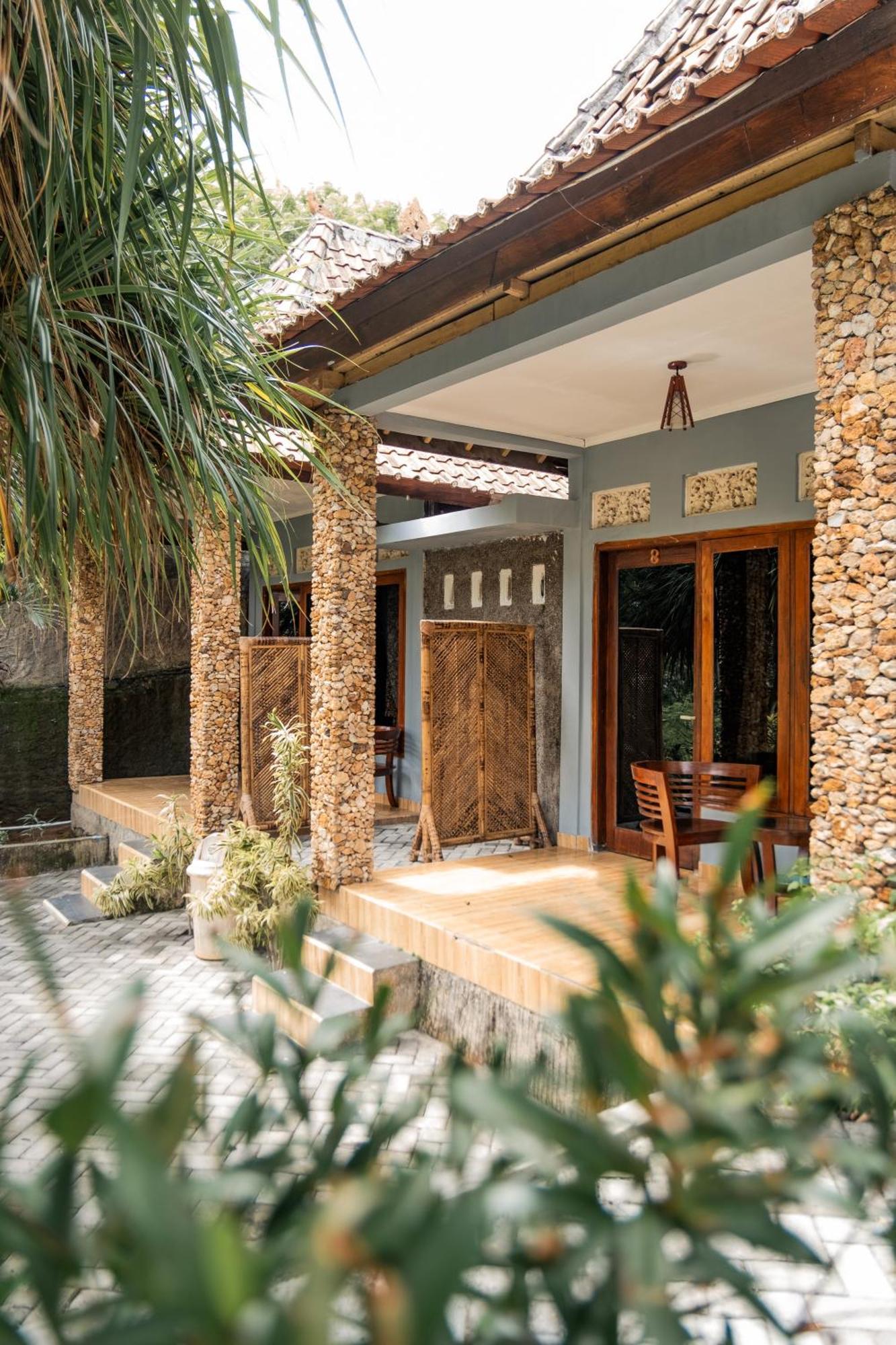 Yoki'S Bungalow Kuta  Exterior foto